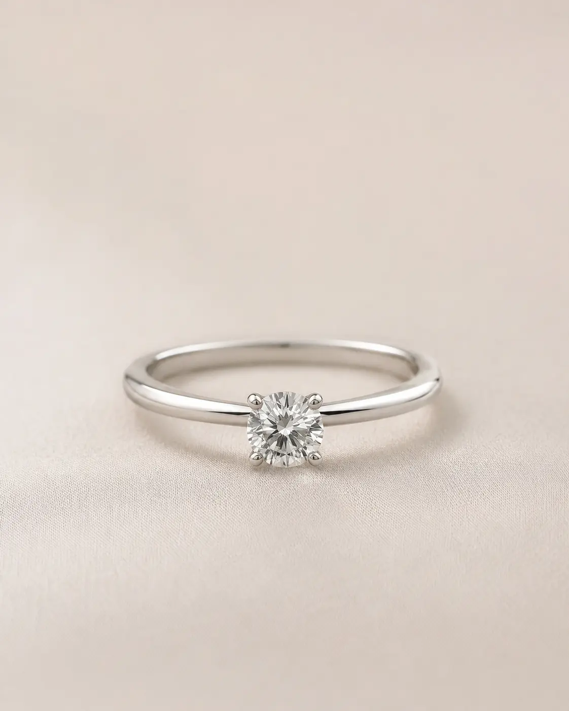 Diamanten sieraden uit de Essential-collectie